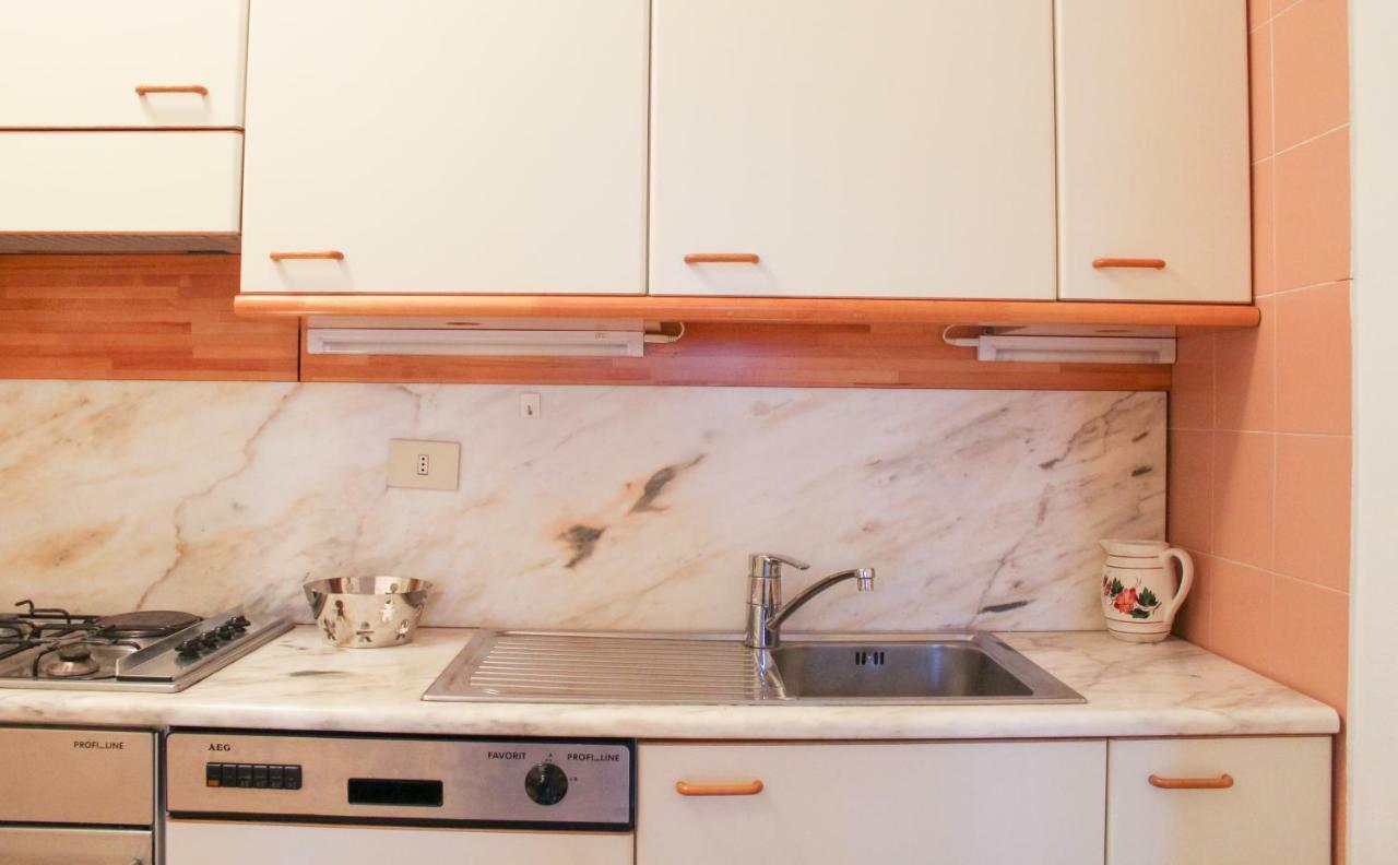 Bel Faggio Rosso Apartment Menaggio Dış mekan fotoğraf